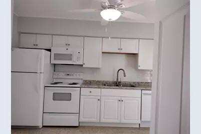 216 N Beverly Avenue, Tampa, FL 33609 - Photo 11