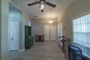 11909 Autumn Creek Dr, Riverview, FL 33569 - Photo 9