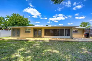 5600 30th Ave N, Saint Petersburg, FL 33710 - Photo 21