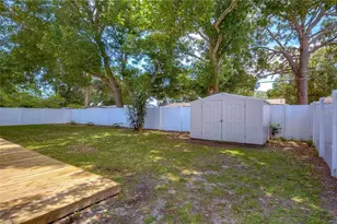 5600 30th Ave N, Saint Petersburg, FL 33710 - Photo 23