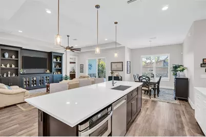 9840 W Bay Street, Seminole, FL 33776 - Photo 13