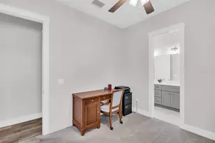 9840 W Bay St, Seminole, FL 33776 - Photo 25