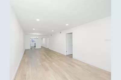 3656 Lake Bayshore Dr, Bldg K #319, Bradenton, FL 34205 - Photo 11