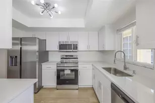 3656 Lake Bayshore Dr Bldg K, Bradenton, FL 34205 - Photo 3