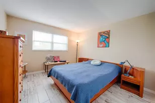 1860 Massachusetts Ave NE, Saint Petersburg, FL 33703 - Photo 17