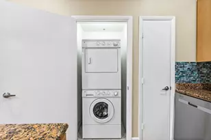 523 4th Ave S, Saint Petersburg, FL 33701 - Photo 9