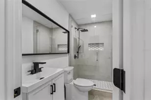 115 Rafael Blvd NE, Saint Petersburg, FL 33704 - Photo 15