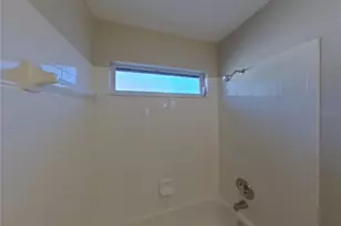 [Address not provided], Bradenton, FL 34203 - Photo 15