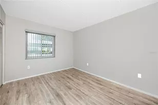 209 Cypress Ct, Oldsmar, FL 34677 - Photo 19