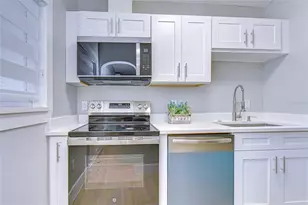 5737 Shore Blvd S, Gulfport, FL 33707 - Photo 17