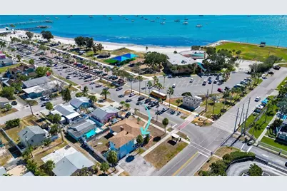 5737 Shore Boulevard S #2, Gulfport, FL 33707 - Photo 1