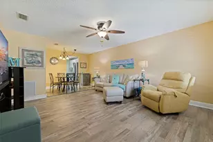 10035 63rd Ave N, Saint Petersburg, FL 33708 - Photo 9