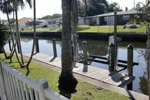 9570 Sun Isle Dr NE, Saint Petersburg, FL 33702 - Photo 15