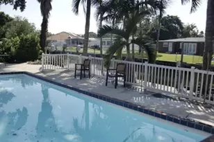 9570 Sun Isle Dr NE, Saint Petersburg, FL 33702 - Photo 3