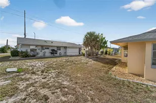 705 Churchill Pl, Sun City Center, FL 33573 - Photo 61