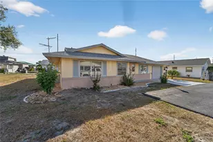 705 Churchill Pl, Sun City Center, FL 33573 - Photo 63