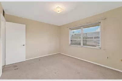 705 Churchill Place, Sun City Center, FL 33573 - Photo 9