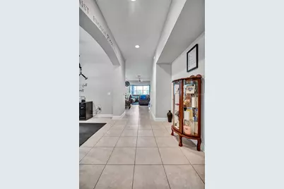 2806 W Saint Isabel Street, Tampa, FL 33607 - Photo 5