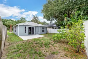 8309 Quarter Horse Dr, Riverview, FL 33578 - Photo 17