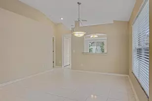 8309 Quarter Horse Dr, Riverview, FL 33578 - Photo 5