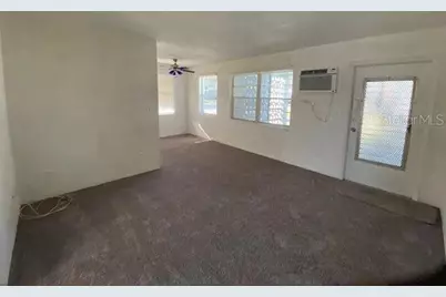 4018 6th Street S #06, Saint Petersburg, FL 33705 - Photo 5