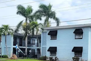 4018 6th St S, Saint Petersburg, FL 33705 - Photo 1