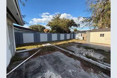 5013 Gilbert Avenue, Tampa, FL 33615 - Photo 7