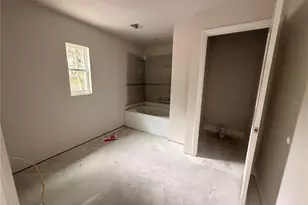 1128 Terry Ave S, Lakeland, FL 33815 - Photo 5