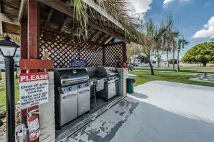 5267 81st St N, Saint Petersburg, FL 33709 - Photo 41