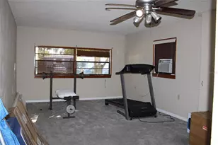6121 56th Ave N, Saint Petersburg, FL 33709 - Photo 7