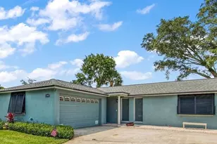 11987 106th Ave, Seminole, FL 33778 - Photo 1