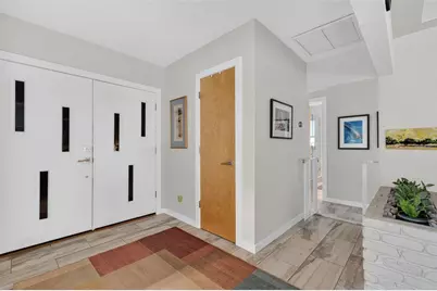 6900 22nd Way S, Saint Petersburg, FL 33712 - Photo 3