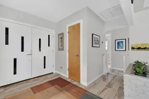 6900 22nd Way S, Saint Petersburg, FL 33712 - Photo 3