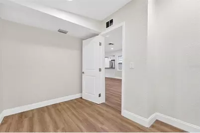 5182 25th Avenue S, Gulfport, FL 33707 - Photo 15