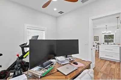 1719 11th Street N, Saint Petersburg, FL 33704 - Photo 47