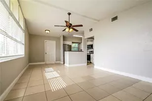 3521 Schwalbe Dr, Sarasota, FL 34235 - Photo 3