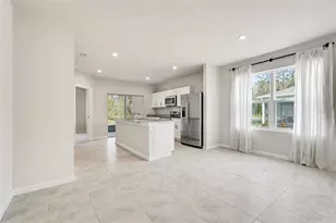 12094 Grizzly Ln, New Port Richey, FL 34654 - Photo 7