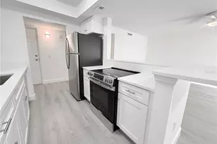 776 116th Ave, Saint Petersburg, FL 33716 - Photo 5