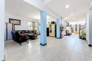 2679 Lakebreeze Ln S, Clearwater, FL 33759 - Photo 5