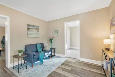 14814 N Iris Avenue, Tampa, FL 33613 - Photo 9