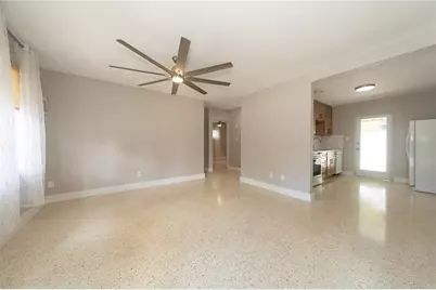2000 1st Street SE, Saint Petersburg, FL 33705 - Photo 3