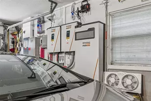 10101 Whisper Pointe Dr, Tampa, FL 33647 - Photo 91