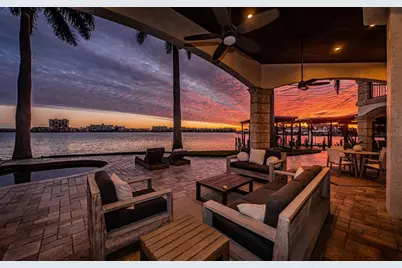 7800 9th Avenue S, Saint Petersburg, FL 33707 - Photo 43