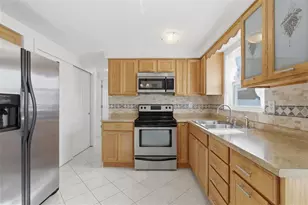 4834 Darlington Rd, Holiday, FL 34690 - Photo 3