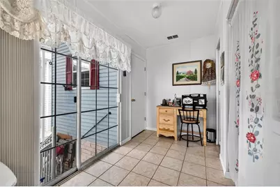 35051 Condominium Boulevard, Zephyrhills, FL 33541 - Photo 21