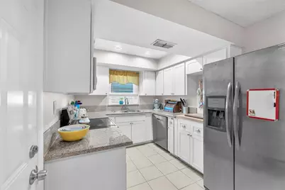 4116 Helene Drive, Valrico, FL 33594 - Photo 9