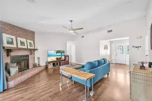 4116 Helene Dr, Valrico, FL 33594 - Photo 5