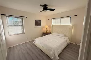 830 47th Ave N, Saint Petersburg, FL 33704 - Photo 5