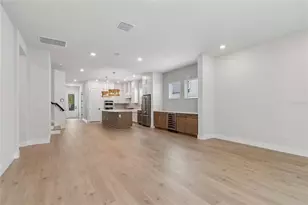 3711 W De Leon St, Tampa, FL 33609 - Photo 17