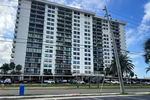 400 Island Way, Clearwater, FL 33767 - Photo 1